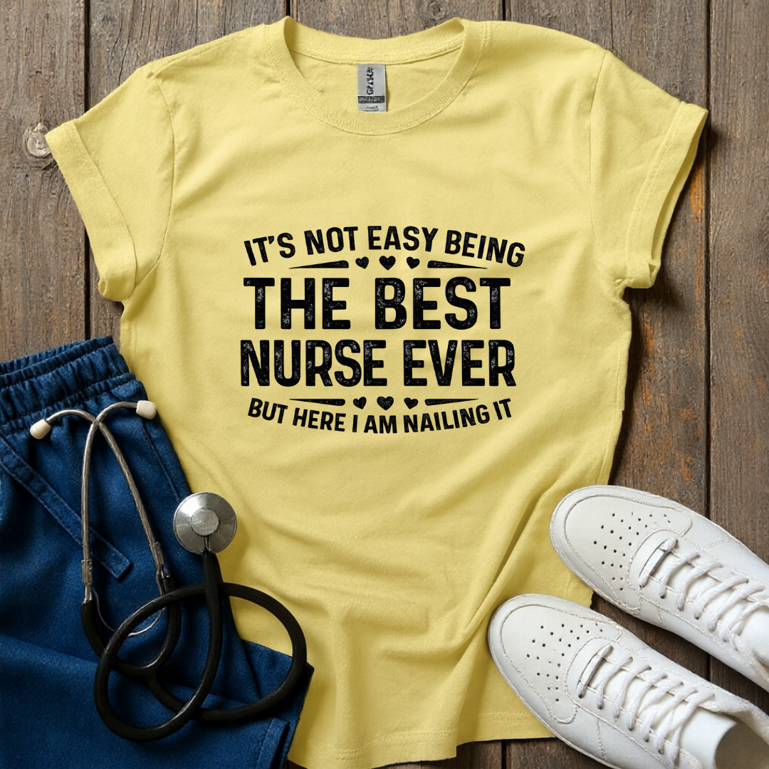 Nailing it T-Shirt