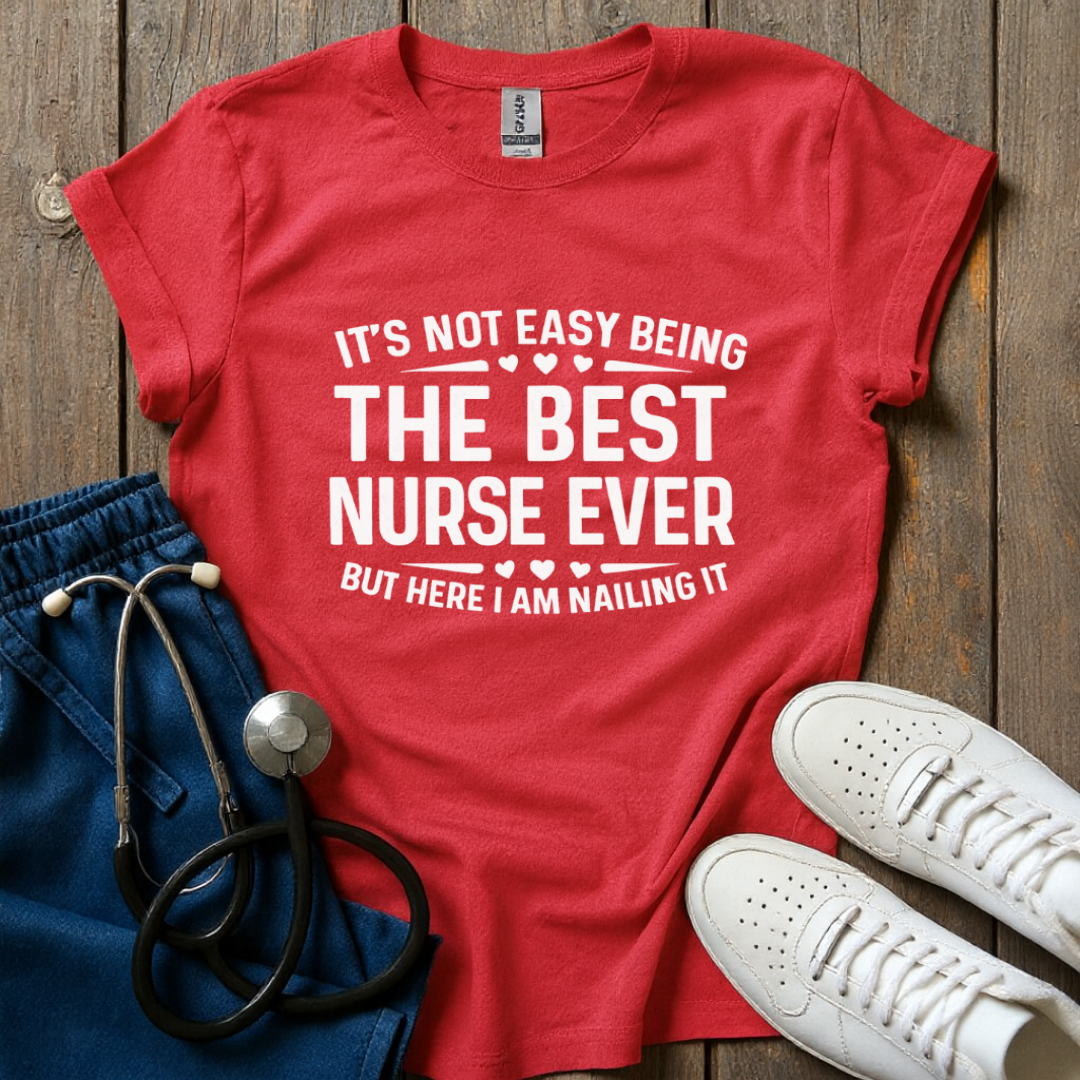 Nailing it T-Shirt