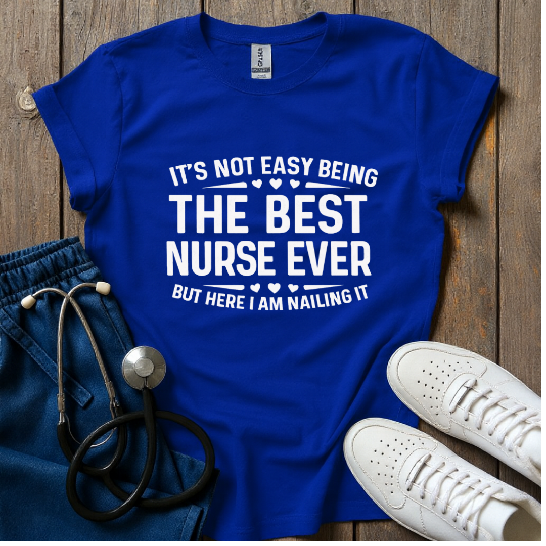 Nailing it T-Shirt